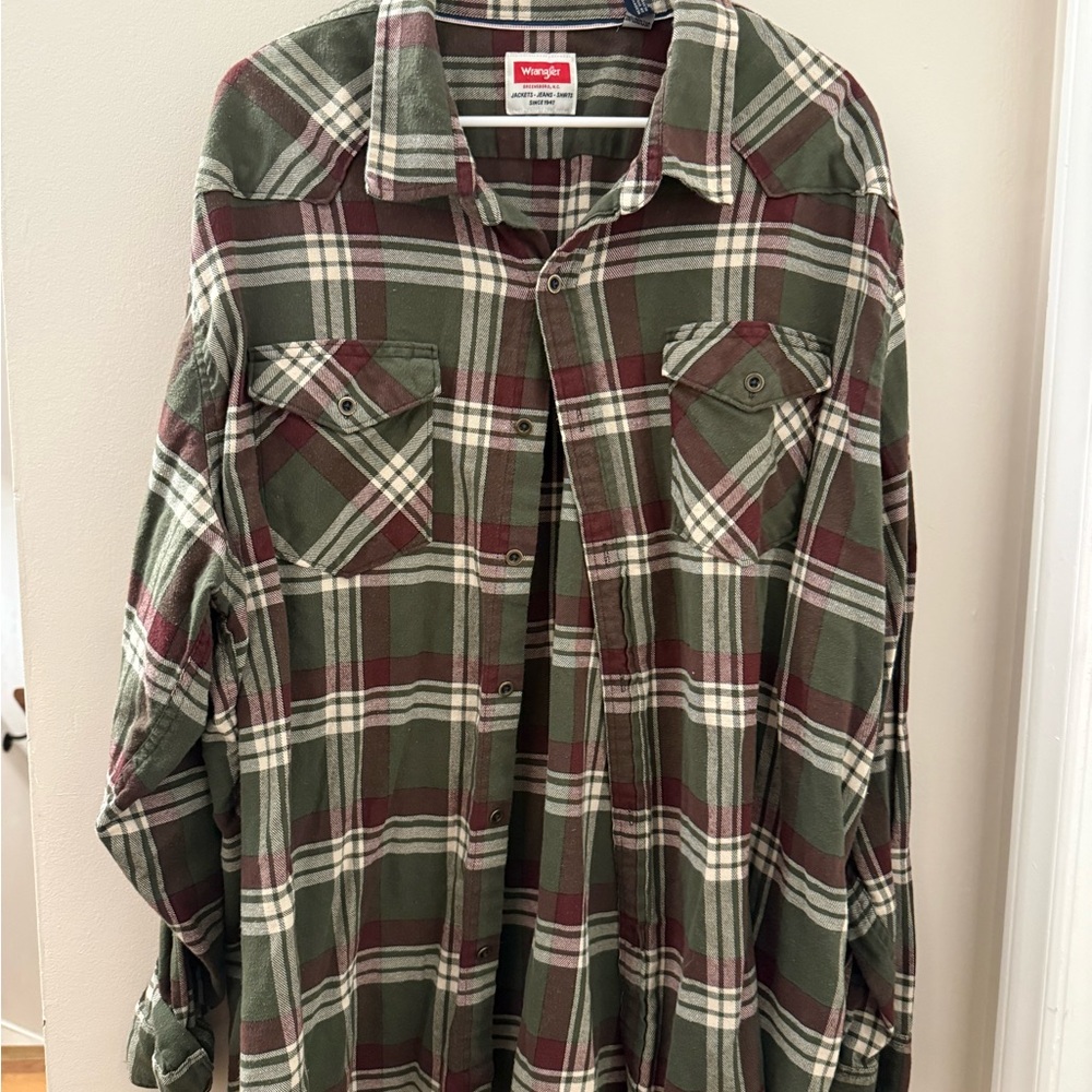 Wrangler Men's Olive and Burgundy Plaid Shirt